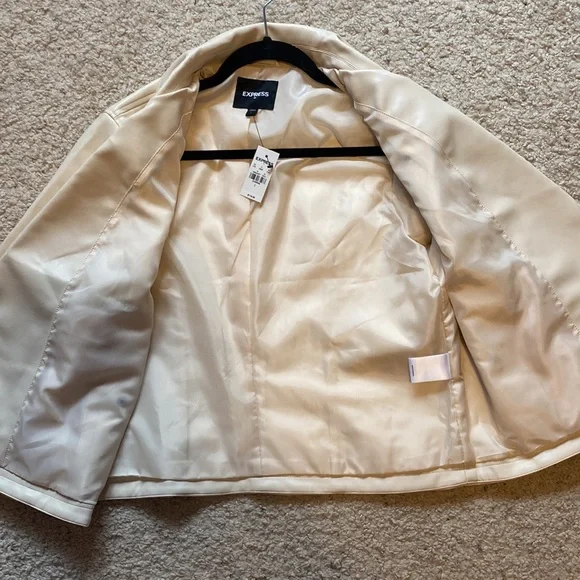✨HP✨NWT Express Faux Leather Moto Jacket - Picture 9 of 16